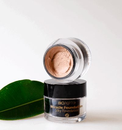 Miracle Foundation | מייק-אפ קטיפתי